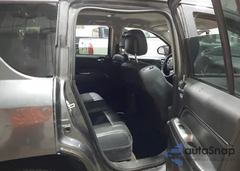 2017 Jeep Compass Latitude Fwd z USA, uszkodzony, nr VIN 1C4NJCEB9HD198161